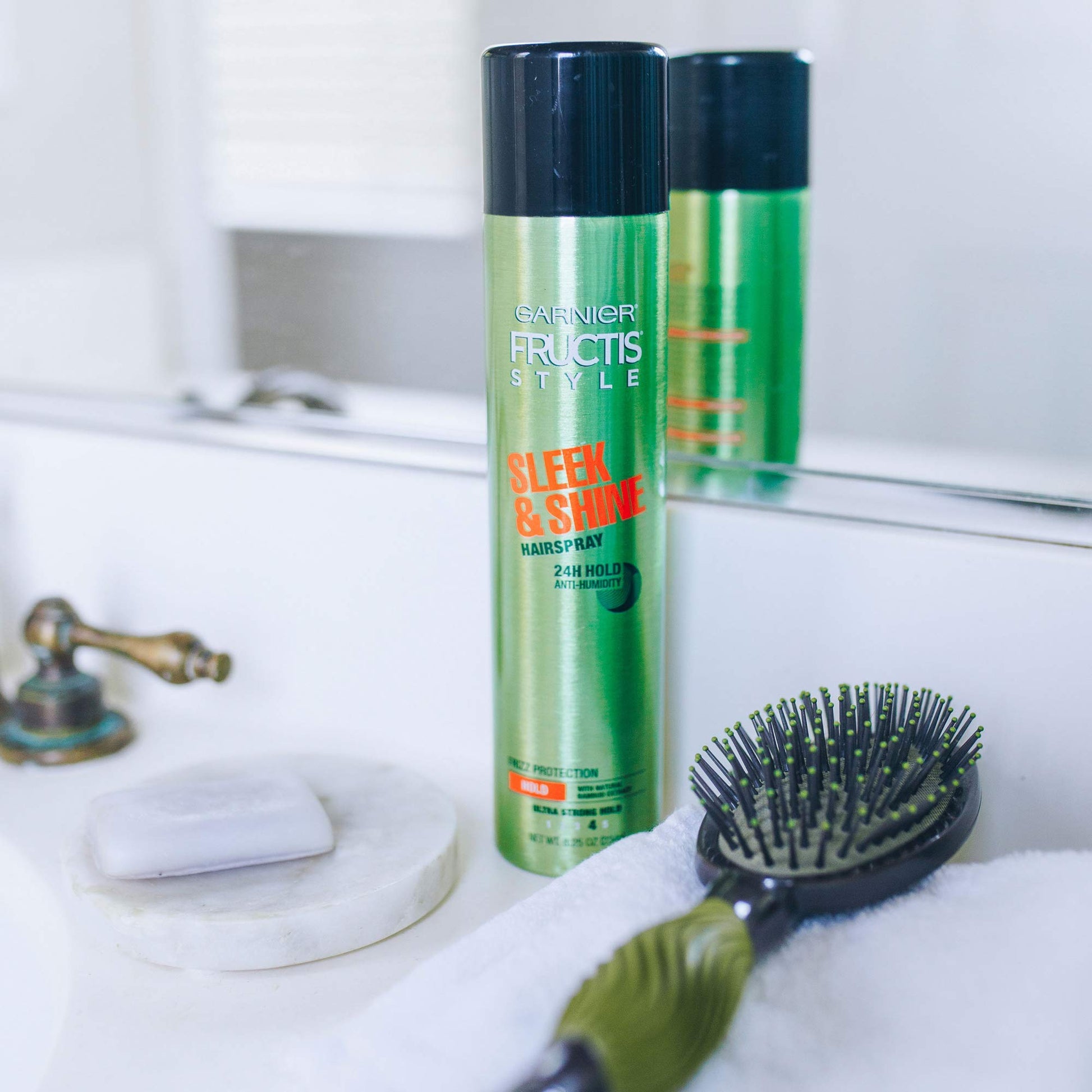 Garnier Fructis Style Sleek and Shine Anti-Humidity Hairspray, Ultra Strong Hold, Frizz Protection 8.25 Oz, 3 Count (Packaging May Vary)